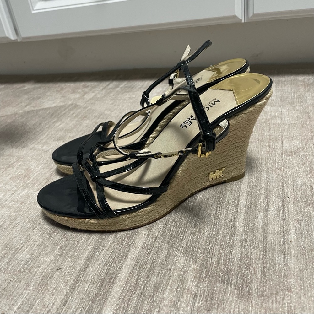 MK Wedges - Picture 4 of 6
